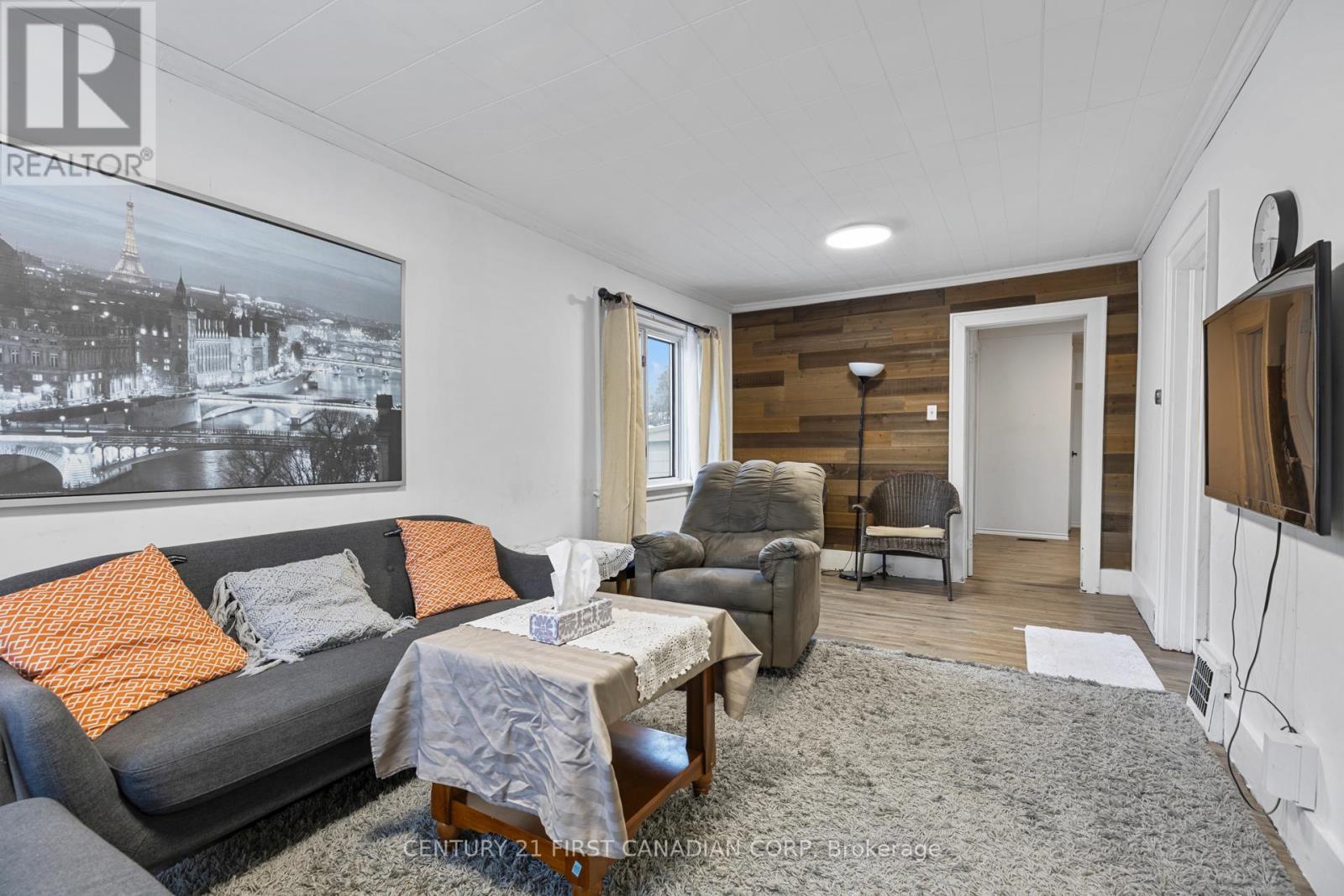 49 Mcnay Street, London East, Ontario  N5Y 1K8 - Photo 4 - X12791672