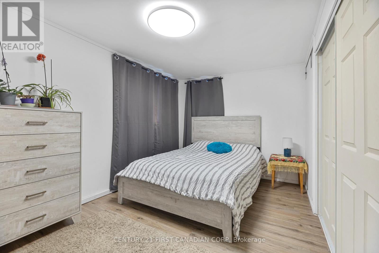 49 Mcnay Street, London East, Ontario  N5Y 1K8 - Photo 9 - X12791672