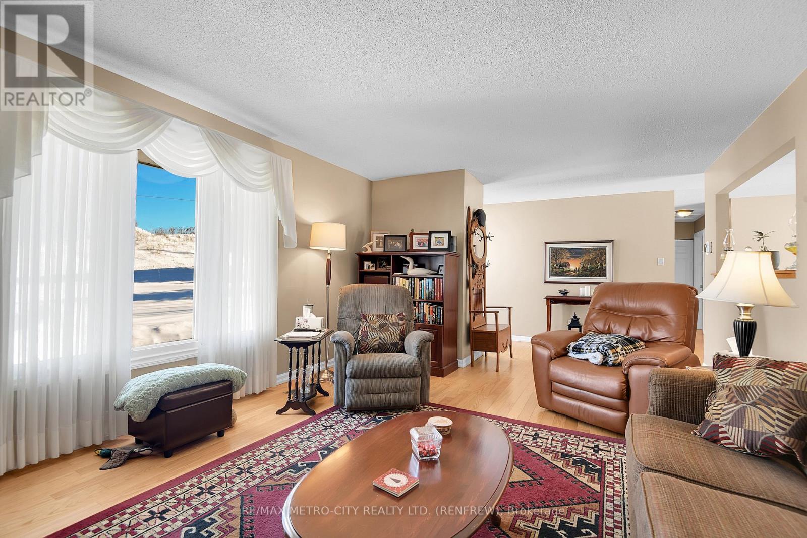 1154 Whitton Road, Horton, Ontario  K7V 3Z6 - Photo 12 - X12791680