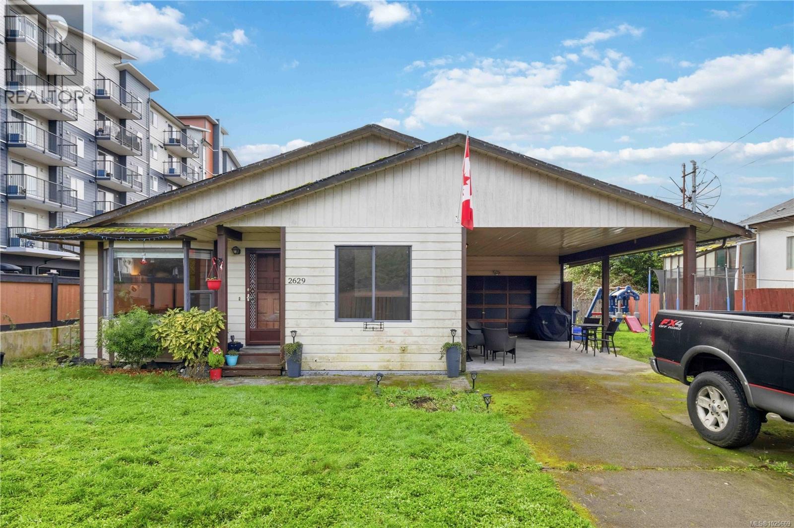 2629 Sooke Rd, Langford, British Columbia  V9B 1Y3 - Photo 2 - 1025669