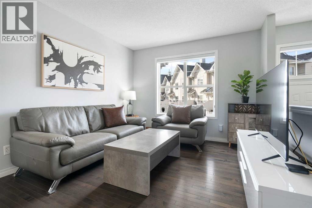 3336 New Brighton Gardens Se, Calgary, Alberta  T3H 0H7 - Photo 4 - A2285908