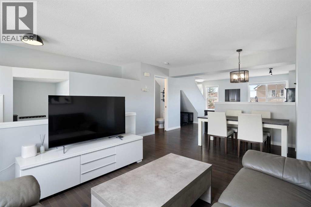 3336 New Brighton Gardens Se, Calgary, Alberta  T3H 0H7 - Photo 8 - A2285908