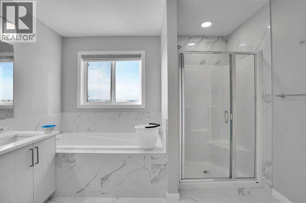 210 Lucas Close Nw, Calgary, Alberta  T3P 1Z4 - Photo 30 - A2284126