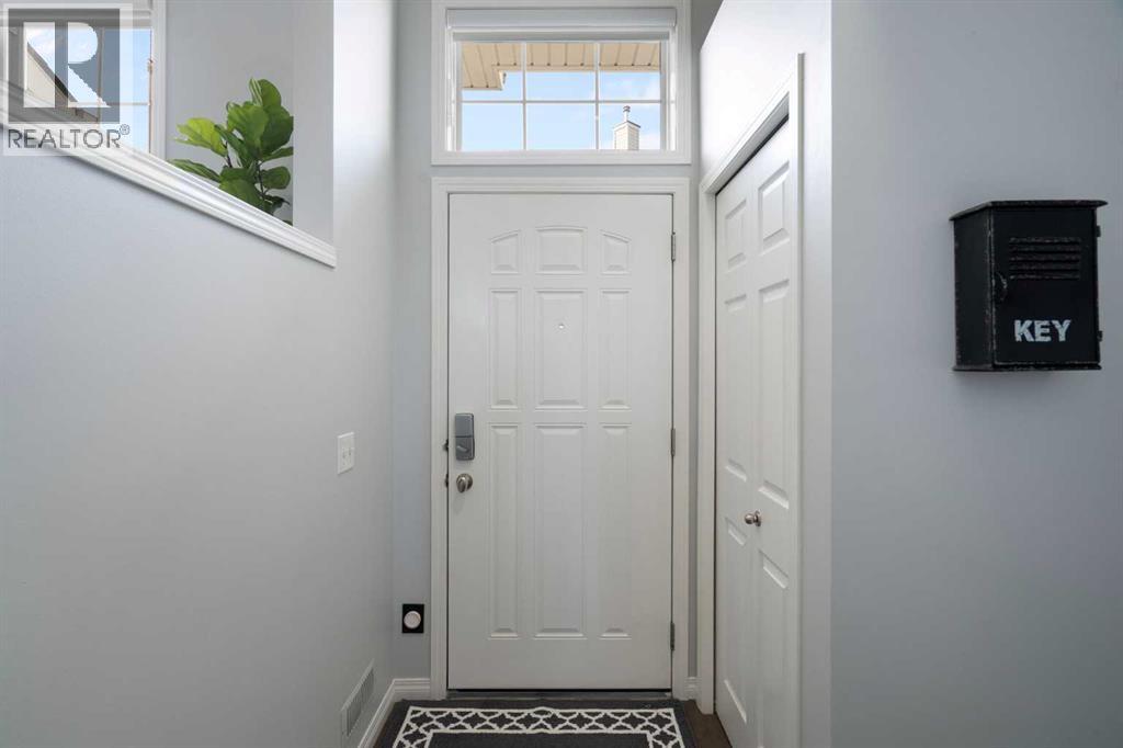 3336 New Brighton Gardens Se, Calgary, Alberta  T3H 0H7 - Photo 2 - A2285908