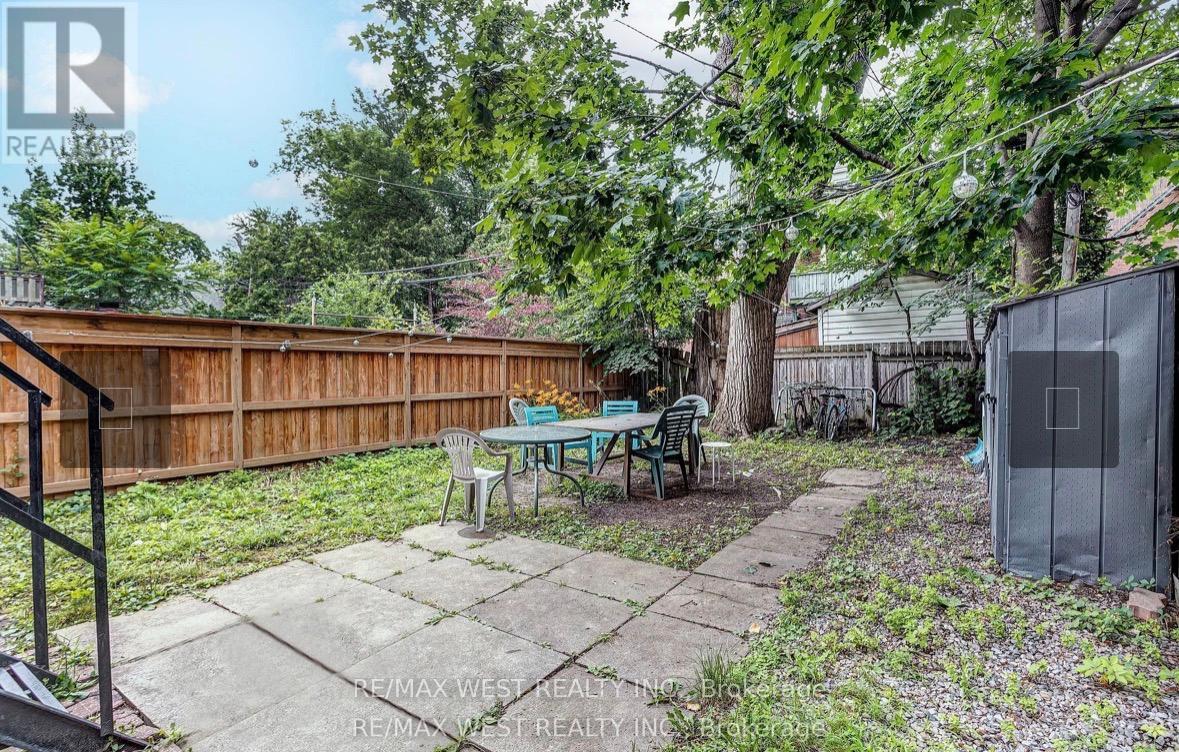 102 - 125 Madison Ave Avenue, Toronto, Ontario  M5R 2S3 - Photo 11 - C12791698