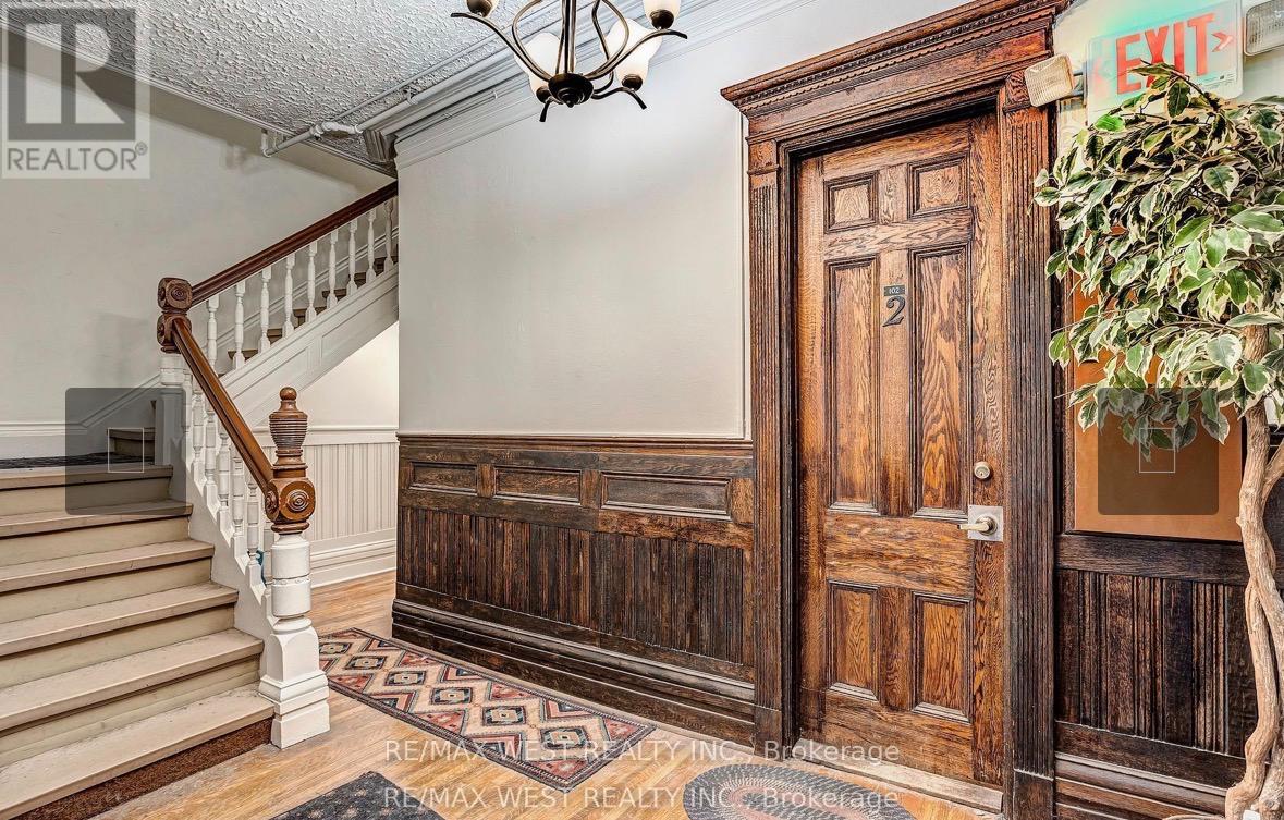 102 - 125 Madison Ave Avenue, Toronto, Ontario  M5R 2S3 - Photo 2 - C12791698