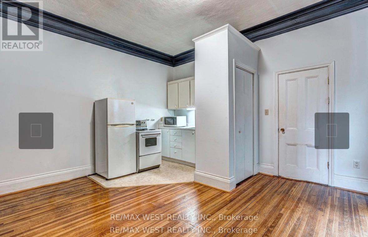 102 - 125 Madison Ave Avenue, Toronto, Ontario  M5R 2S3 - Photo 6 - C12791698