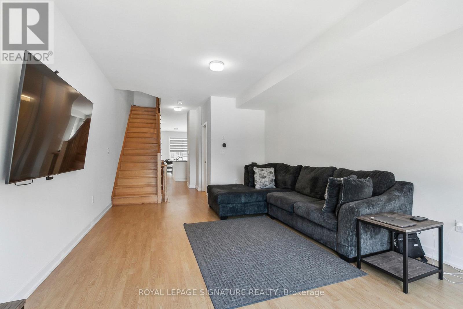 65 Akil Thomas Gardens, Toronto, Ontario  M1P 3C1 - Photo 9 - E12791696