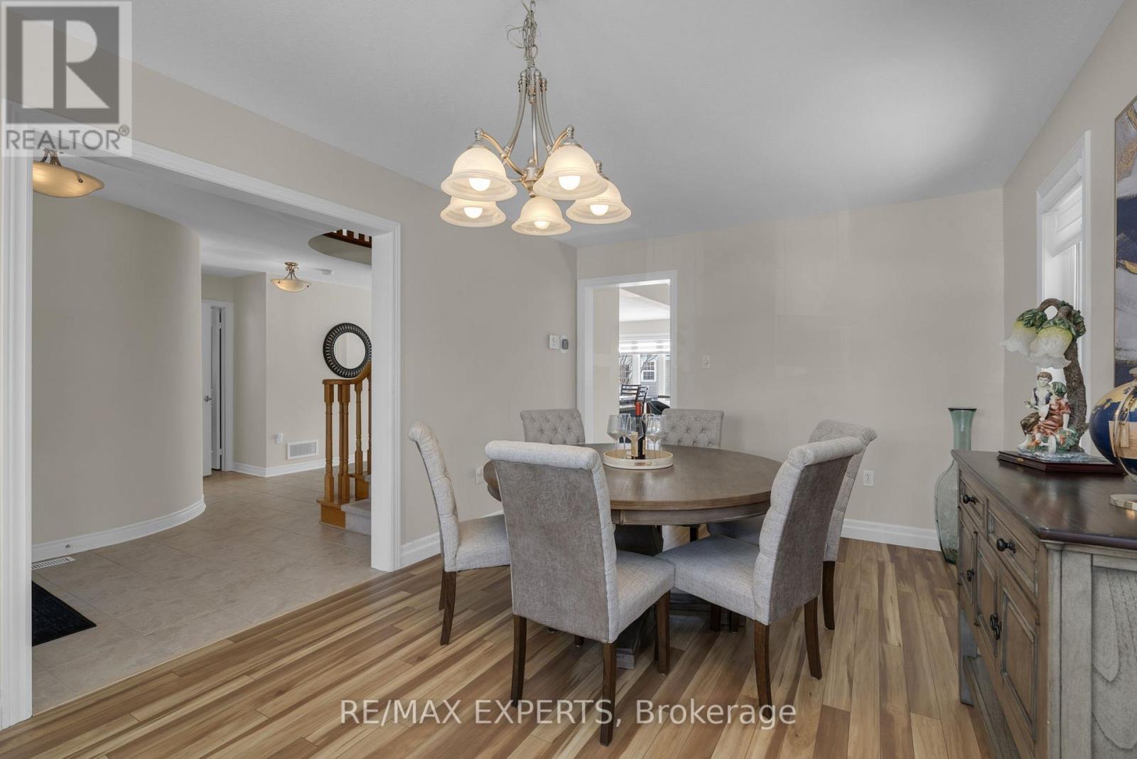 30 Taylor Court, Bradford West Gwillimbury, Ontario  L3Z 3J1 - Photo 10 - N12791678