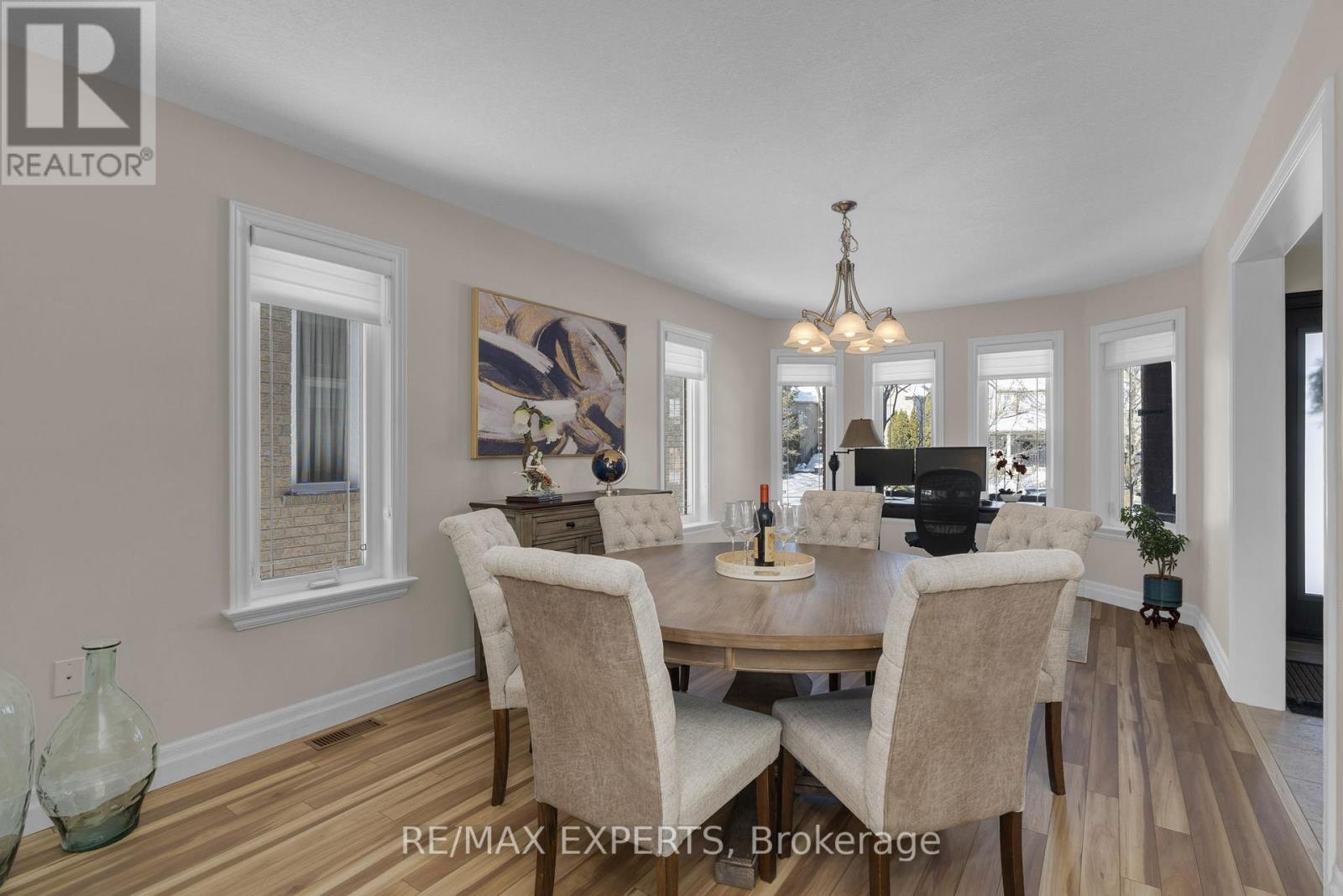 30 Taylor Court, Bradford West Gwillimbury, Ontario  L3Z 3J1 - Photo 11 - N12791678