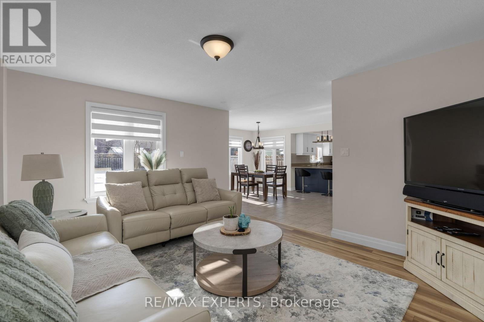 30 Taylor Court, Bradford West Gwillimbury, Ontario  L3Z 3J1 - Photo 21 - N12791678