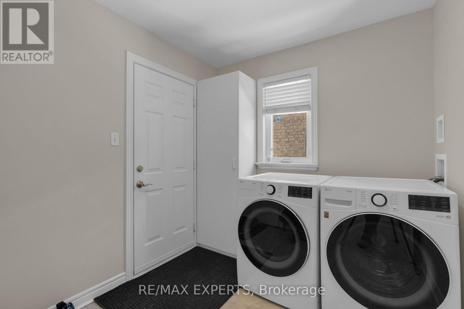 30 Taylor Court, Bradford West Gwillimbury, Ontario  L3Z 3J1 - Photo 22 - N12791678