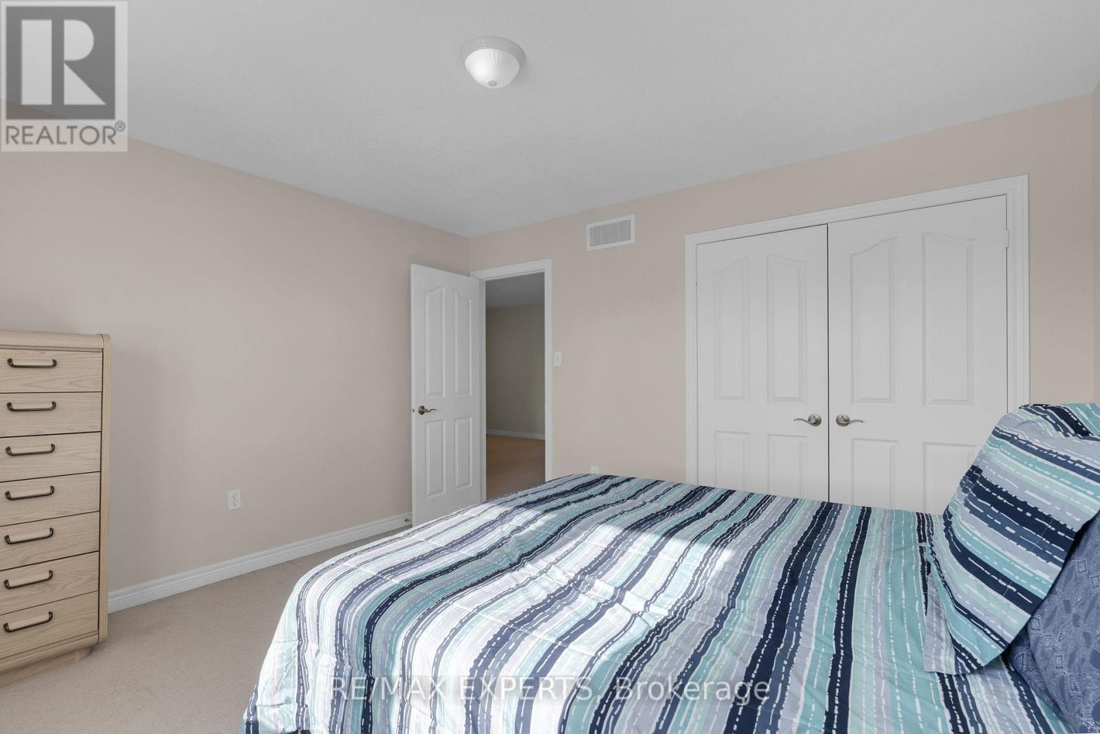 30 Taylor Court, Bradford West Gwillimbury, Ontario  L3Z 3J1 - Photo 27 - N12791678