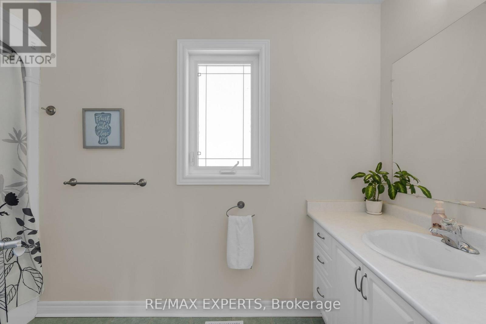 30 Taylor Court, Bradford West Gwillimbury, Ontario  L3Z 3J1 - Photo 30 - N12791678