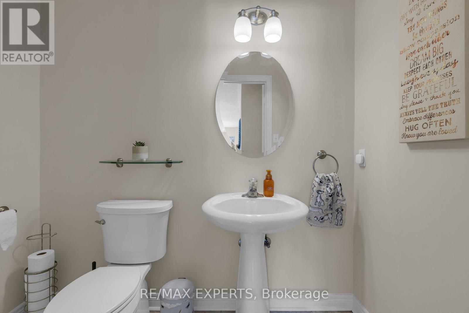 30 Taylor Court, Bradford West Gwillimbury, Ontario  L3Z 3J1 - Photo 8 - N12791678