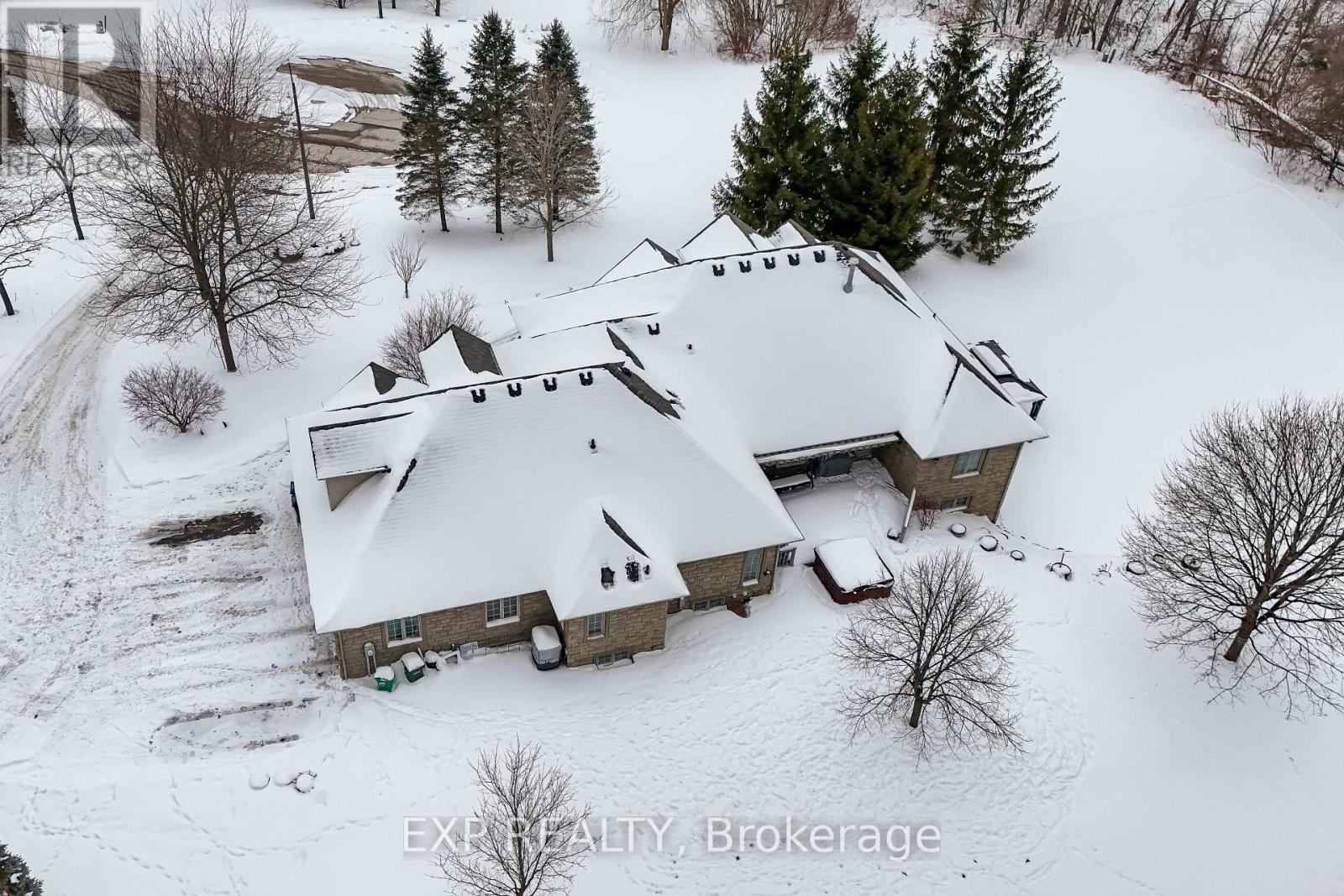 10 VALLEY HILL DRIVE, Caledon, Ontario