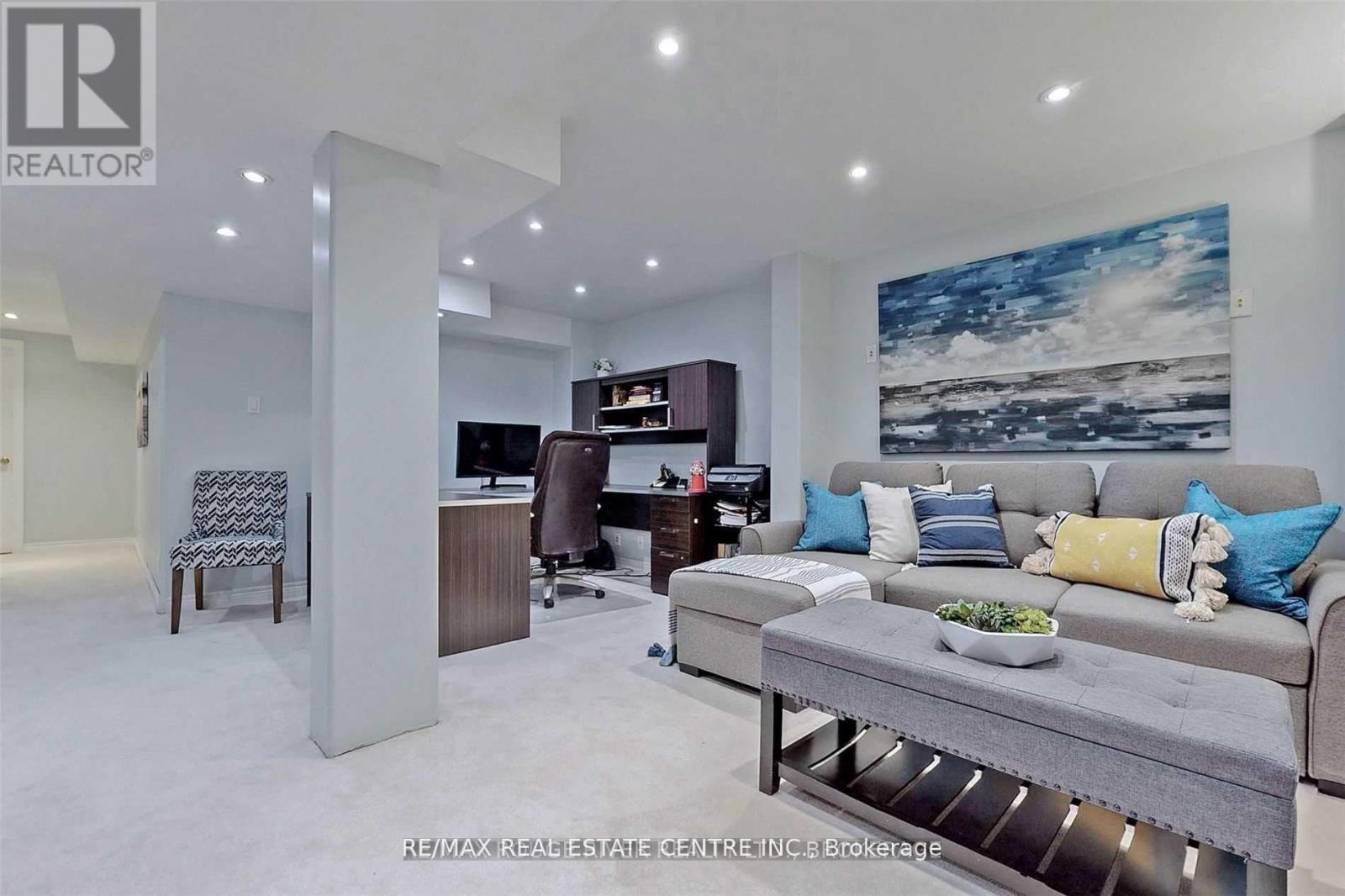 3876 Manatee Way, Mississauga, Ontario  L5M 6P7 - Photo 17 - W12791688