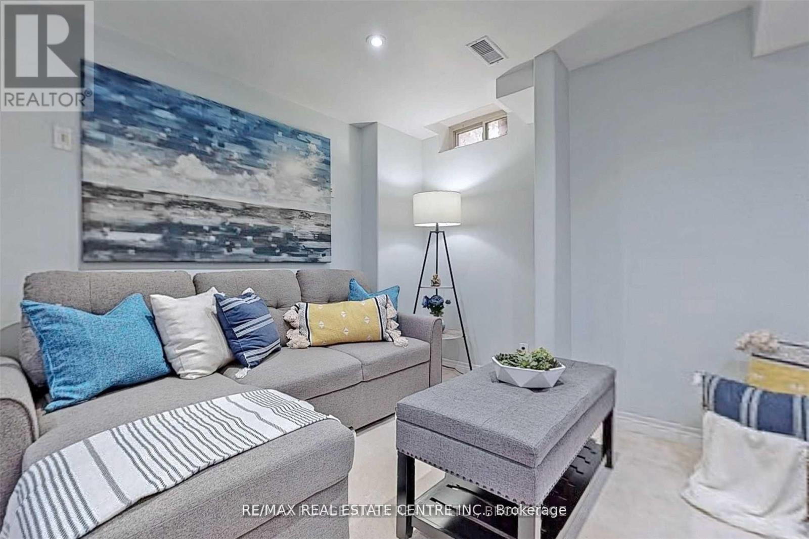 3876 Manatee Way, Mississauga, Ontario  L5M 6P7 - Photo 25 - W12791688