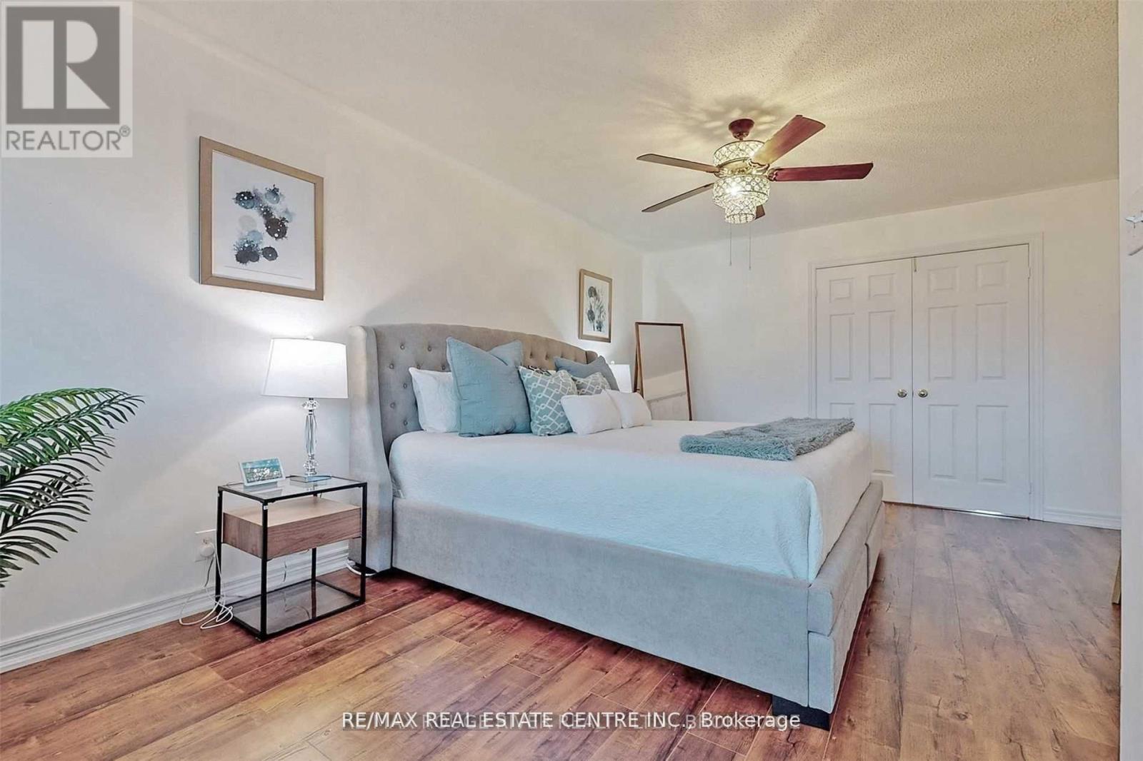 3876 Manatee Way, Mississauga, Ontario  L5M 6P7 - Photo 6 - W12791688