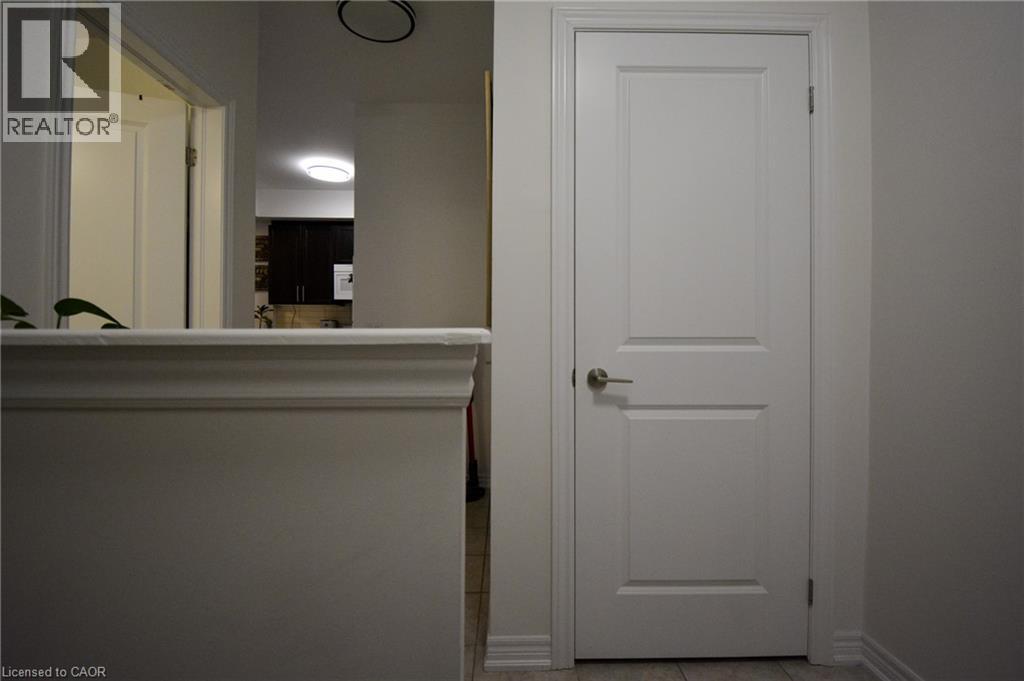 272 Georgian Drive Unit# 205, Oakville, Ontario  L6H 0K4 - Photo 7 - 40803156