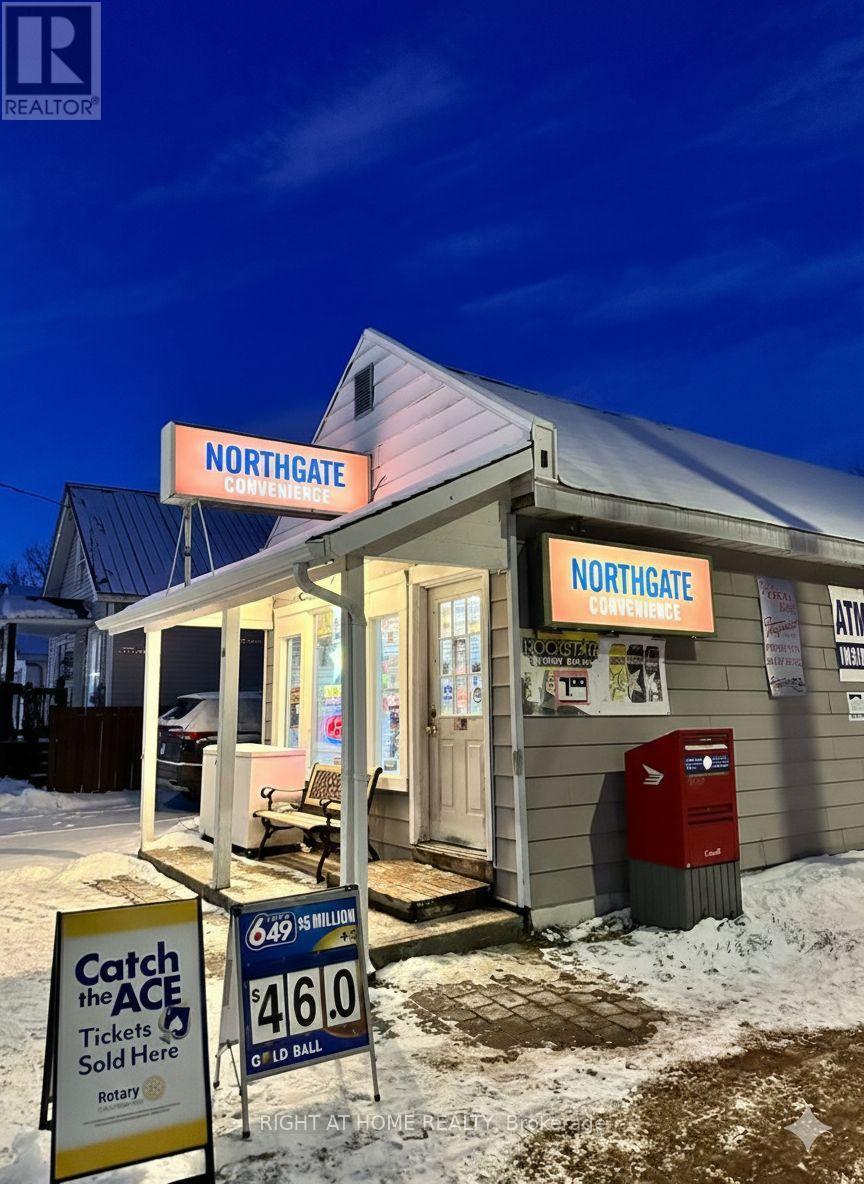 908 MAHER STREET, North Bay, Ontario