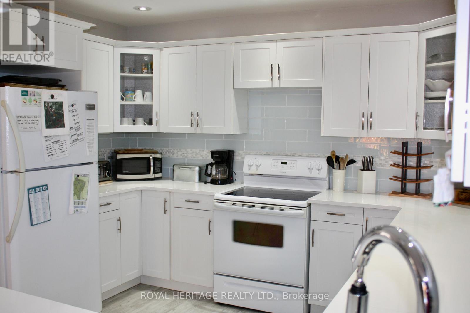 2331 Lakeside Road, Douro-Dummer, Ontario  K0L 2H0 - Photo 10 - X12791706