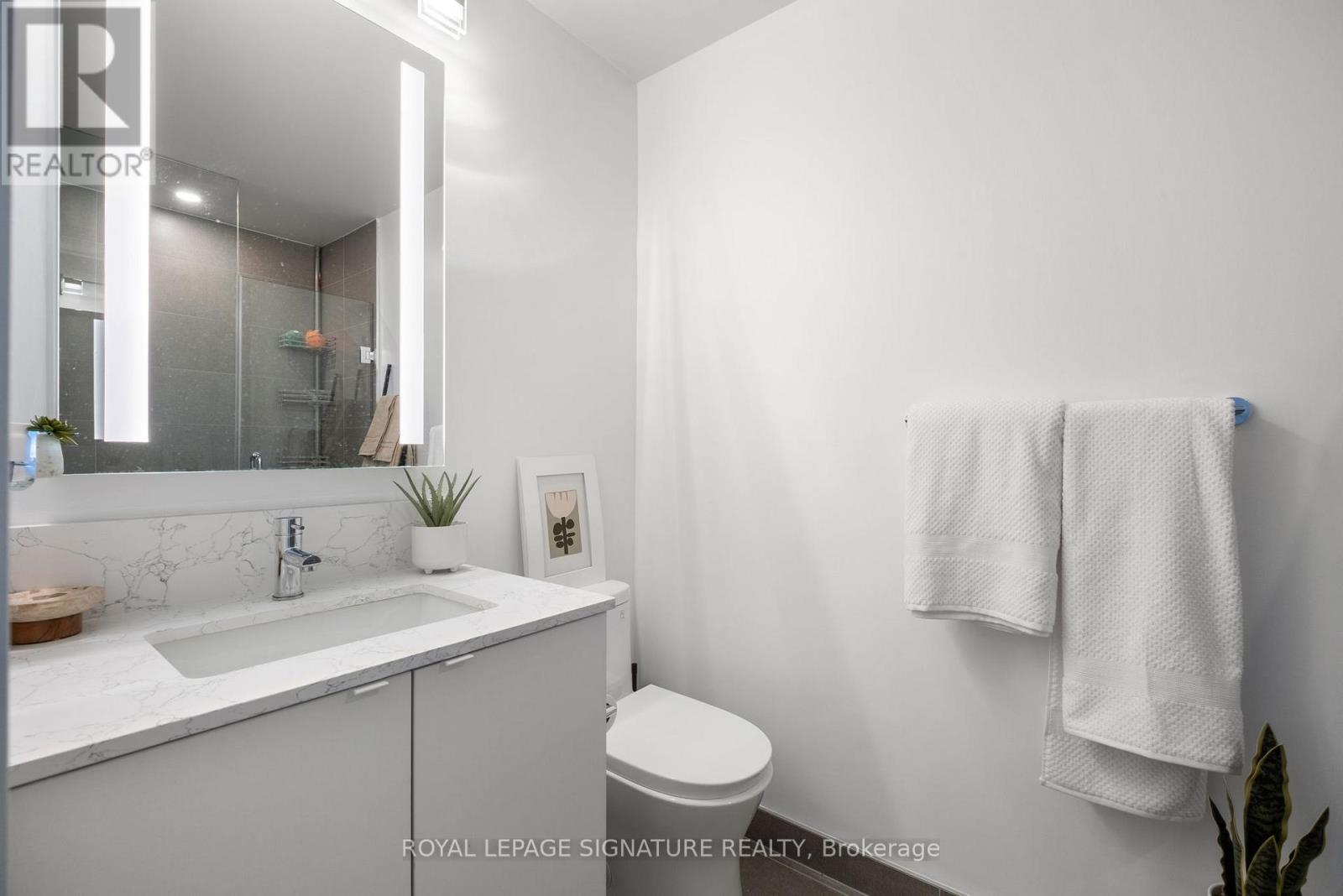 Lp17 - 270 Dufferin Street, Toronto, Ontario  M6K 0H8 - Photo 23 - W12791588