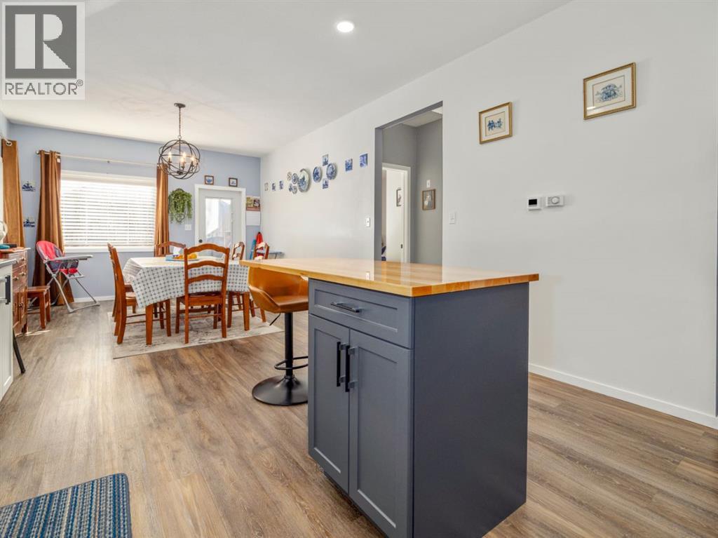 306 11b Street, Nobleford, Alberta  T0L 1S0 - Photo 11 - A2285856