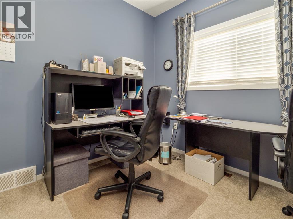 306 11b Street, Nobleford, Alberta  T0L 1S0 - Photo 18 - A2285856