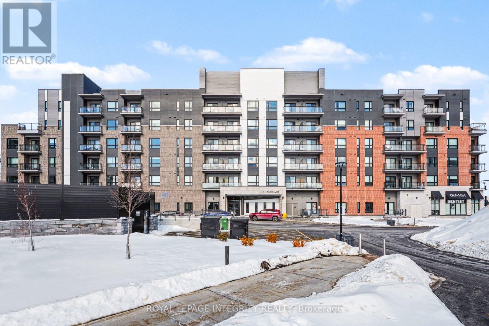 217 - 1350 Hemlock Road, Ottawa, Ontario  K1K 5C2 - Photo 2 - X12791716