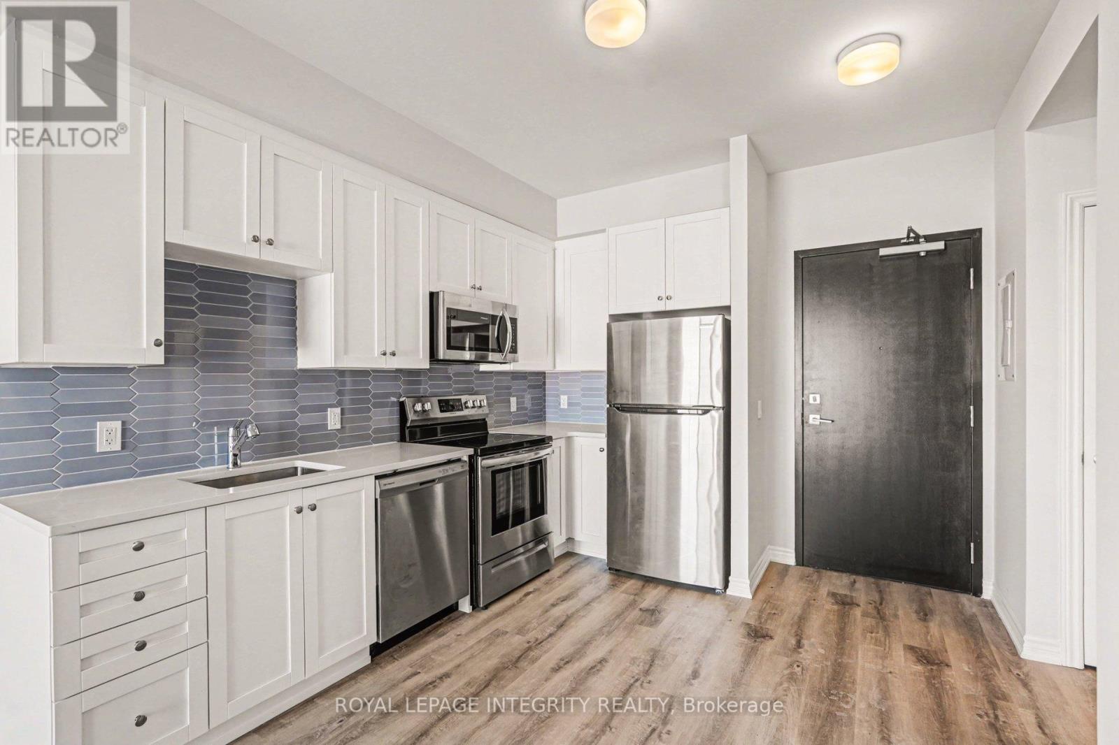 217 - 1350 Hemlock Road, Ottawa, Ontario  K1K 5C2 - Photo 5 - X12791716