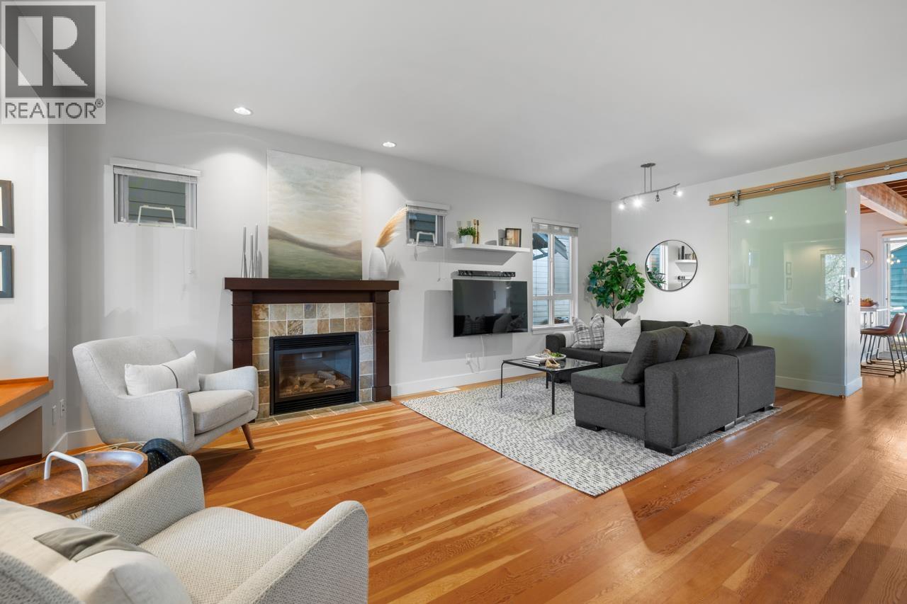 245 Holly Avenue, New Westminster, British Columbia  V3M 0B3 - Photo 18 - R3090127