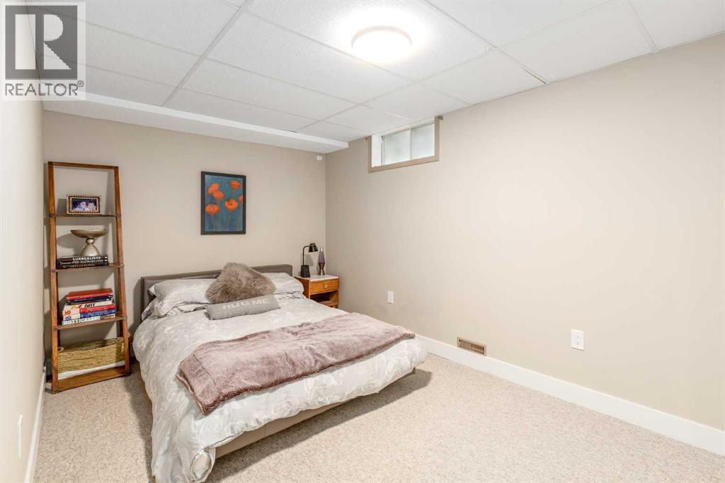 1414 Shawnee Drive, Calgary, Alberta  T2Y 2V1 - Photo 33 - A2284108