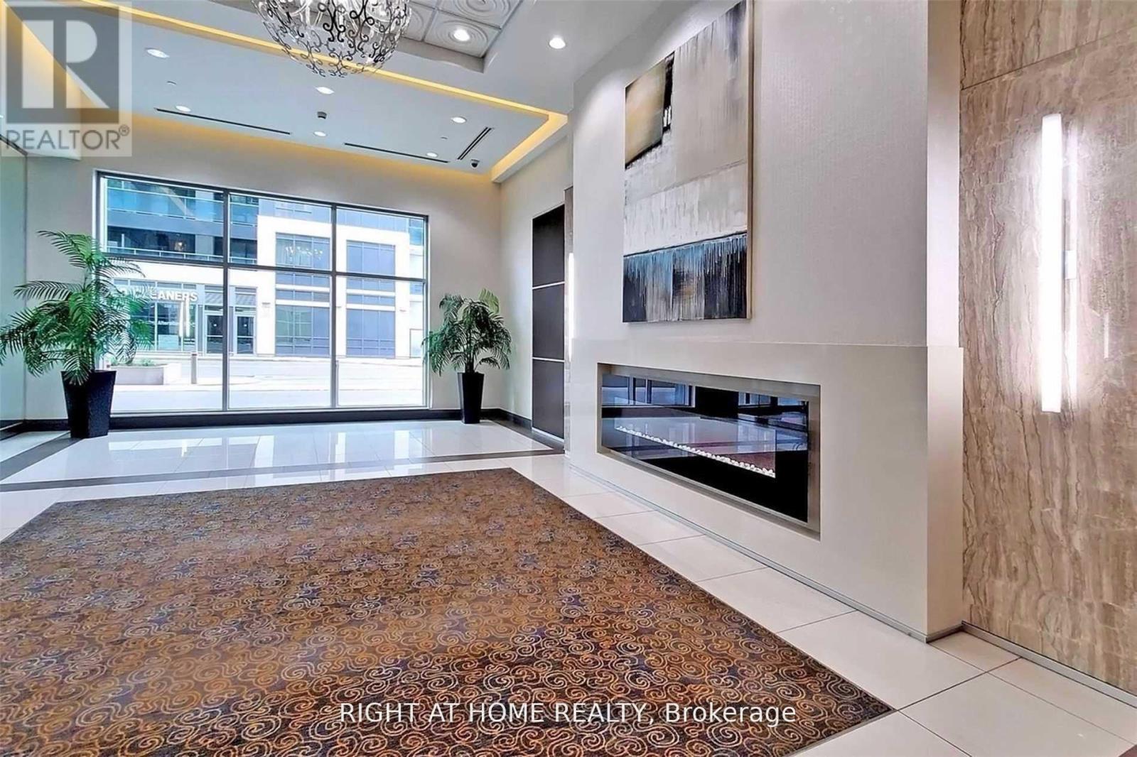 606 - 7171 Yonge Street, Markham, Ontario  L3T 0C5 - Photo 2 - N12791714