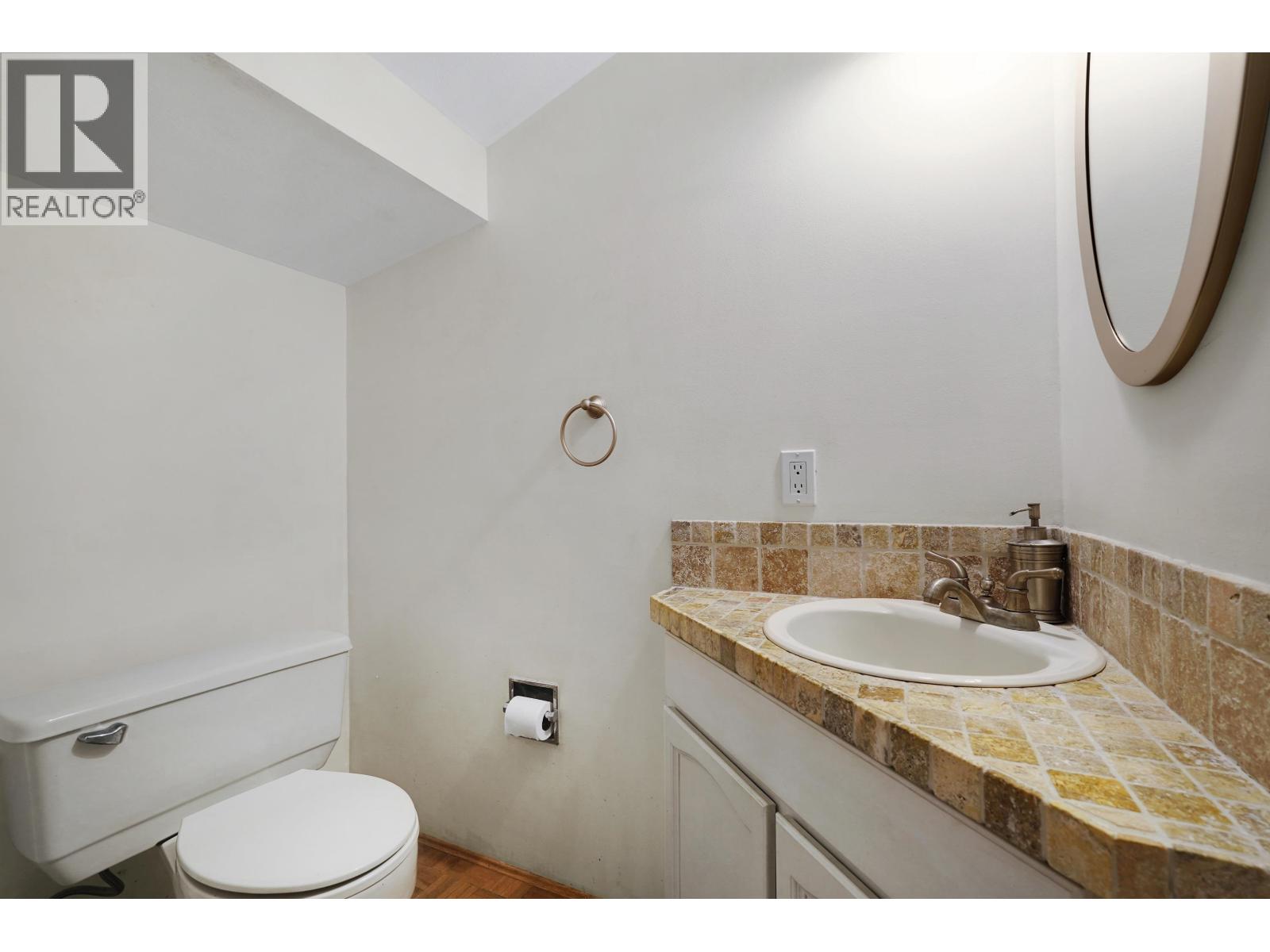 976 Prospect Avenue, North Vancouver, British Columbia  V7R 2M4 - Photo 13 - R3080397