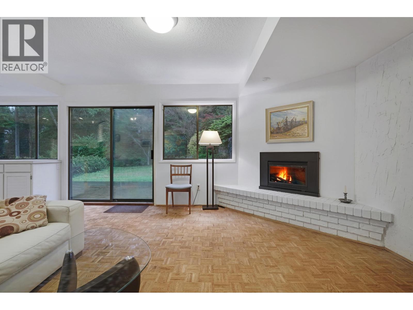 976 Prospect Avenue, North Vancouver, British Columbia  V7R 2M4 - Photo 8 - R3080397