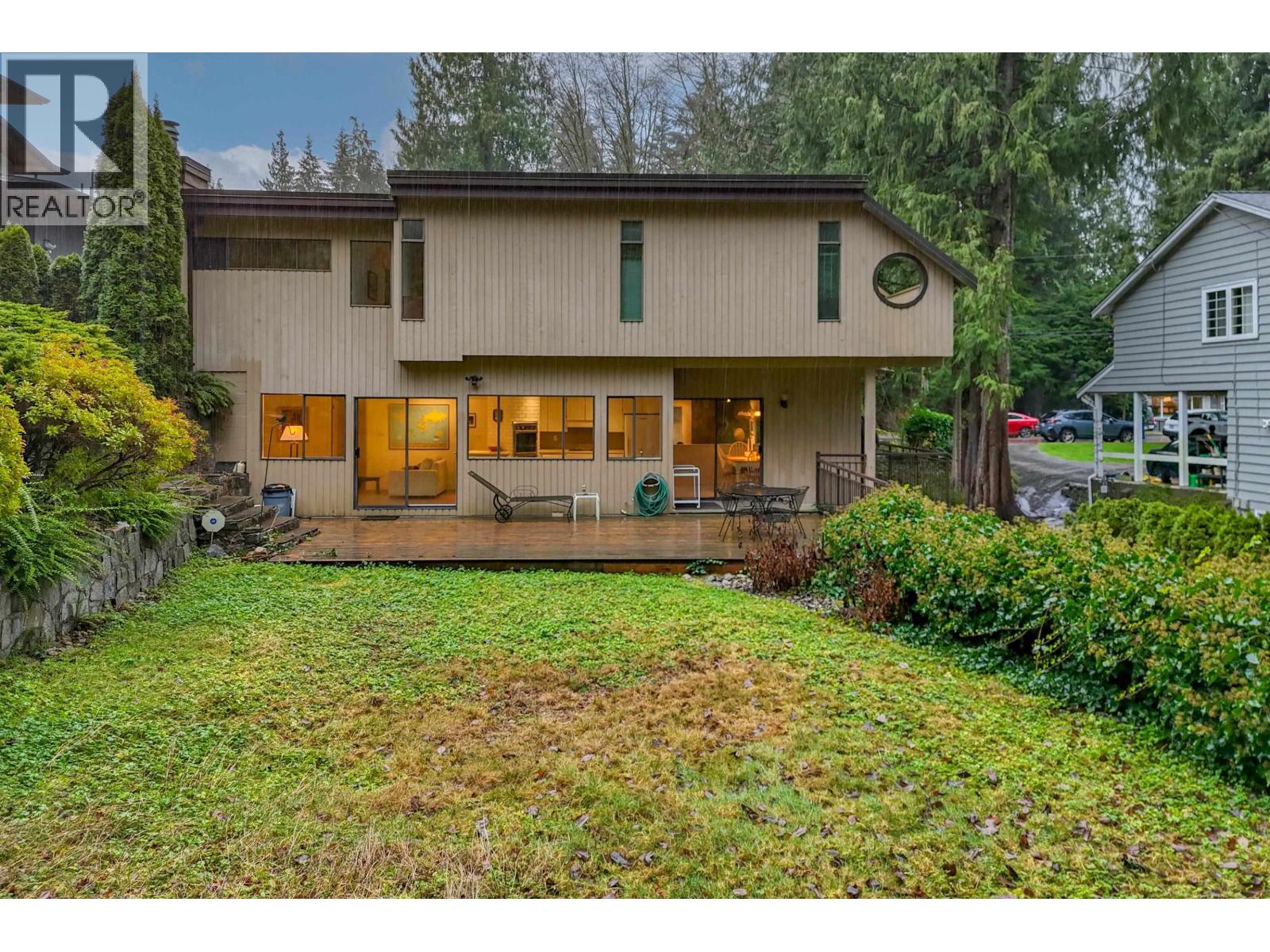 976 Prospect Avenue, North Vancouver, British Columbia  V7R 2M4 - Photo 38 - R3080397