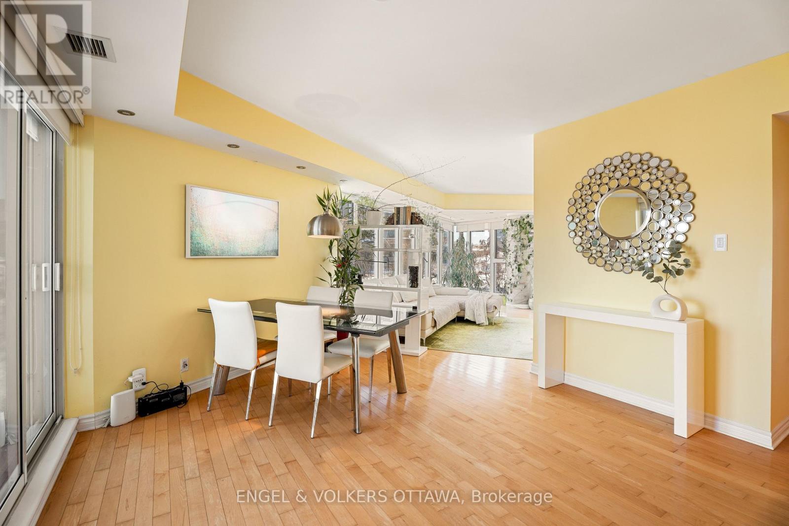 405 - 200 Lett Street, Ottawa, Ontario  K1R 0A7 - Photo 15 - X12791728