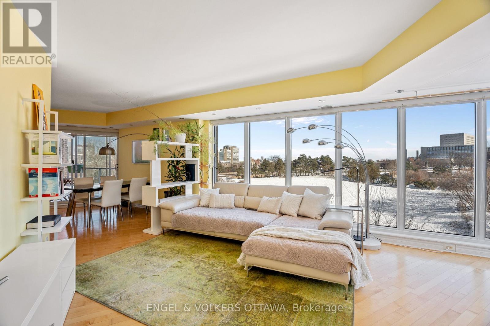 405 - 200 Lett Street, Ottawa, Ontario  K1R 0A7 - Photo 4 - X12791728