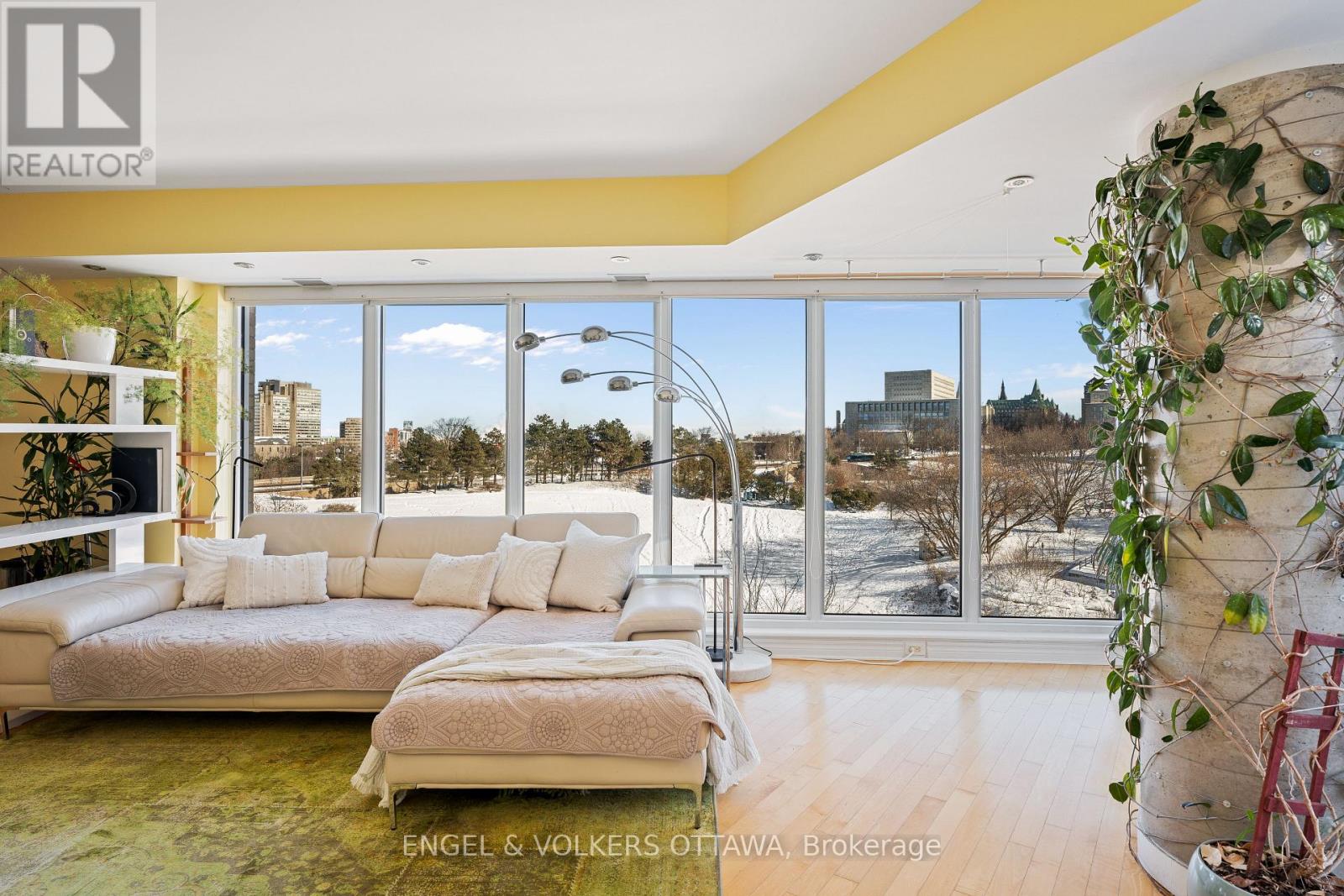 405 - 200 Lett Street, Ottawa, Ontario  K1R 0A7 - Photo 5 - X12791728