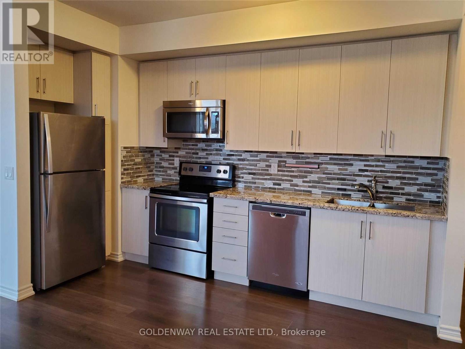 19 - 145 Long Branch Avenue, Toronto, Ontario  M8W 1P5 - Photo 12 - W12785900