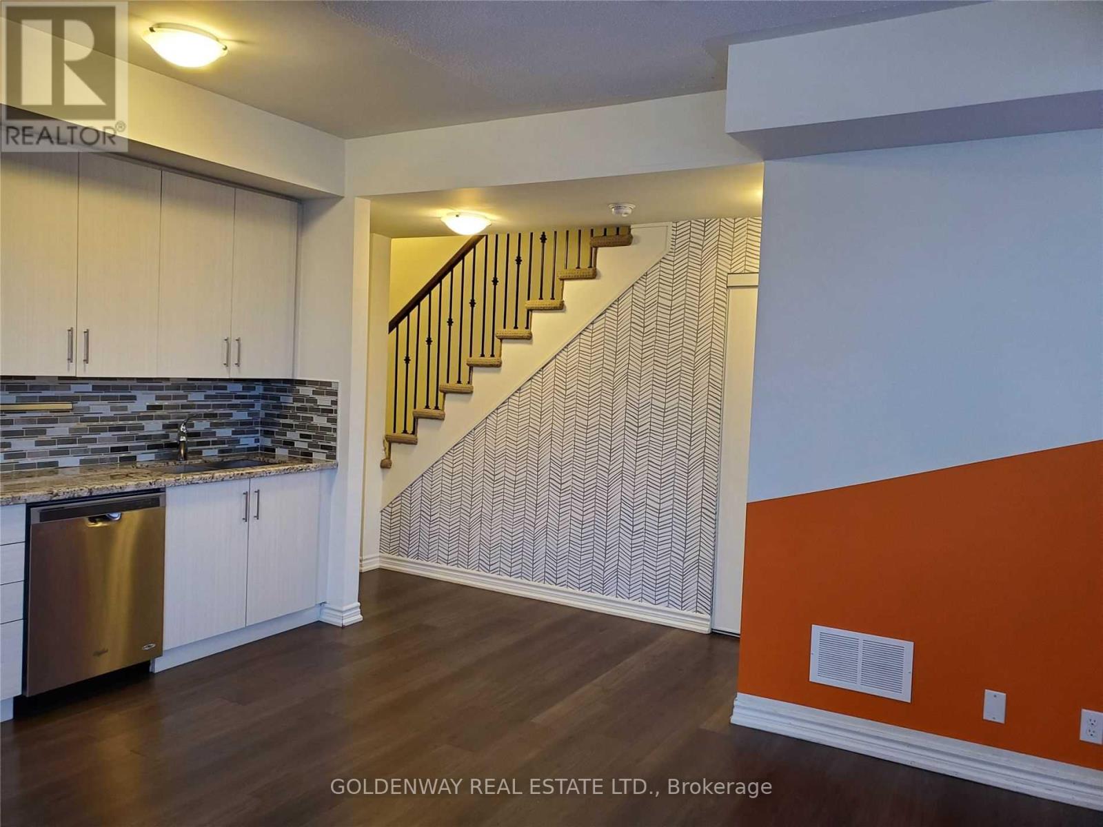 19 - 145 Long Branch Avenue, Toronto, Ontario  M8W 1P5 - Photo 13 - W12785900