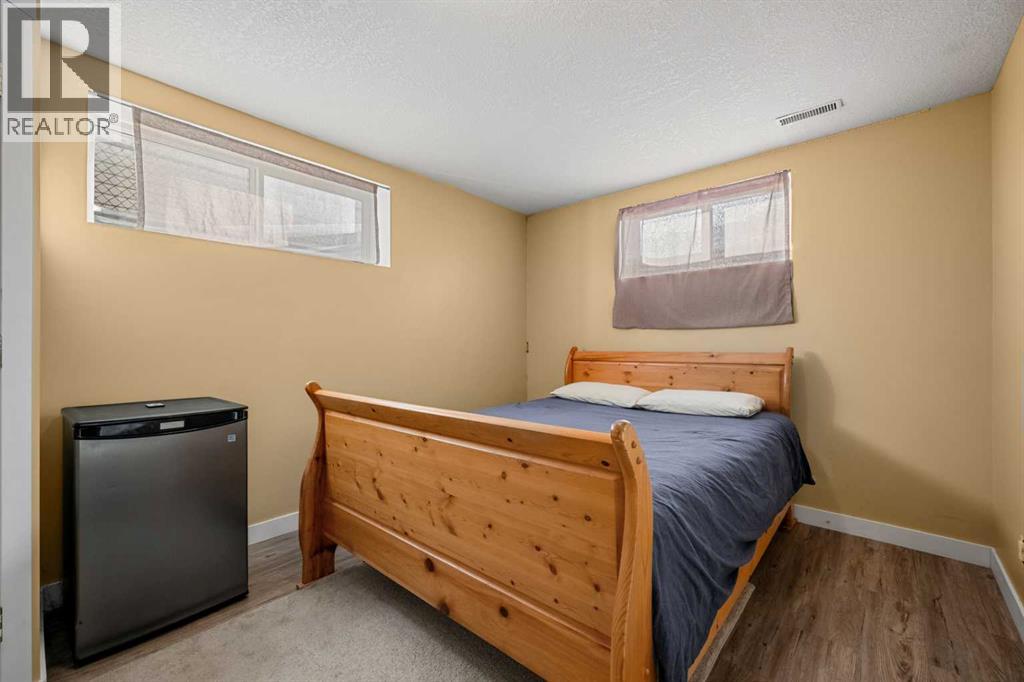 132 Bow Ridge Drive, Cochrane, Alberta  T4C 1V8 - Photo 24 - A2282061