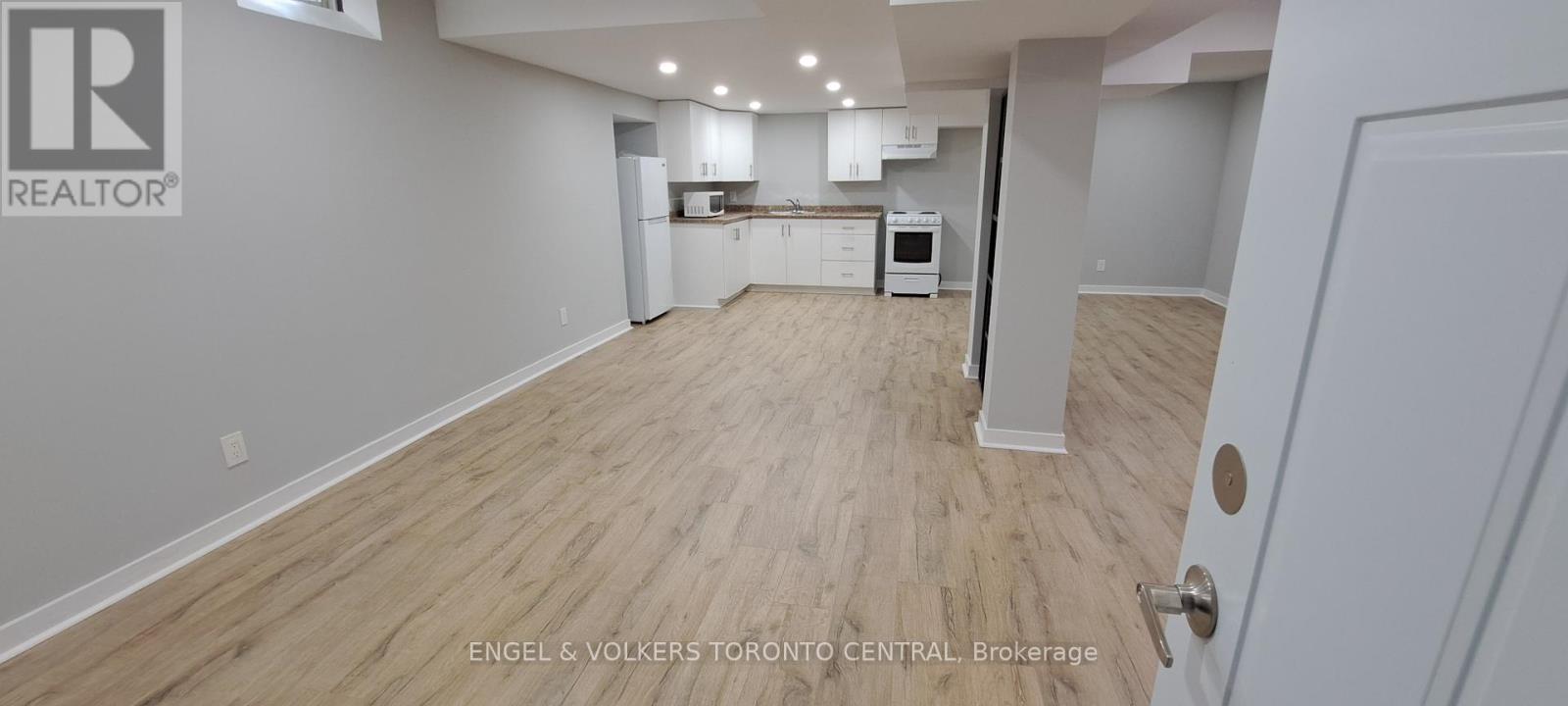 Bsmt - 14 Hillman Drive, Ajax, Ontario  L1S 6Y3 - Photo 3 - E12791722