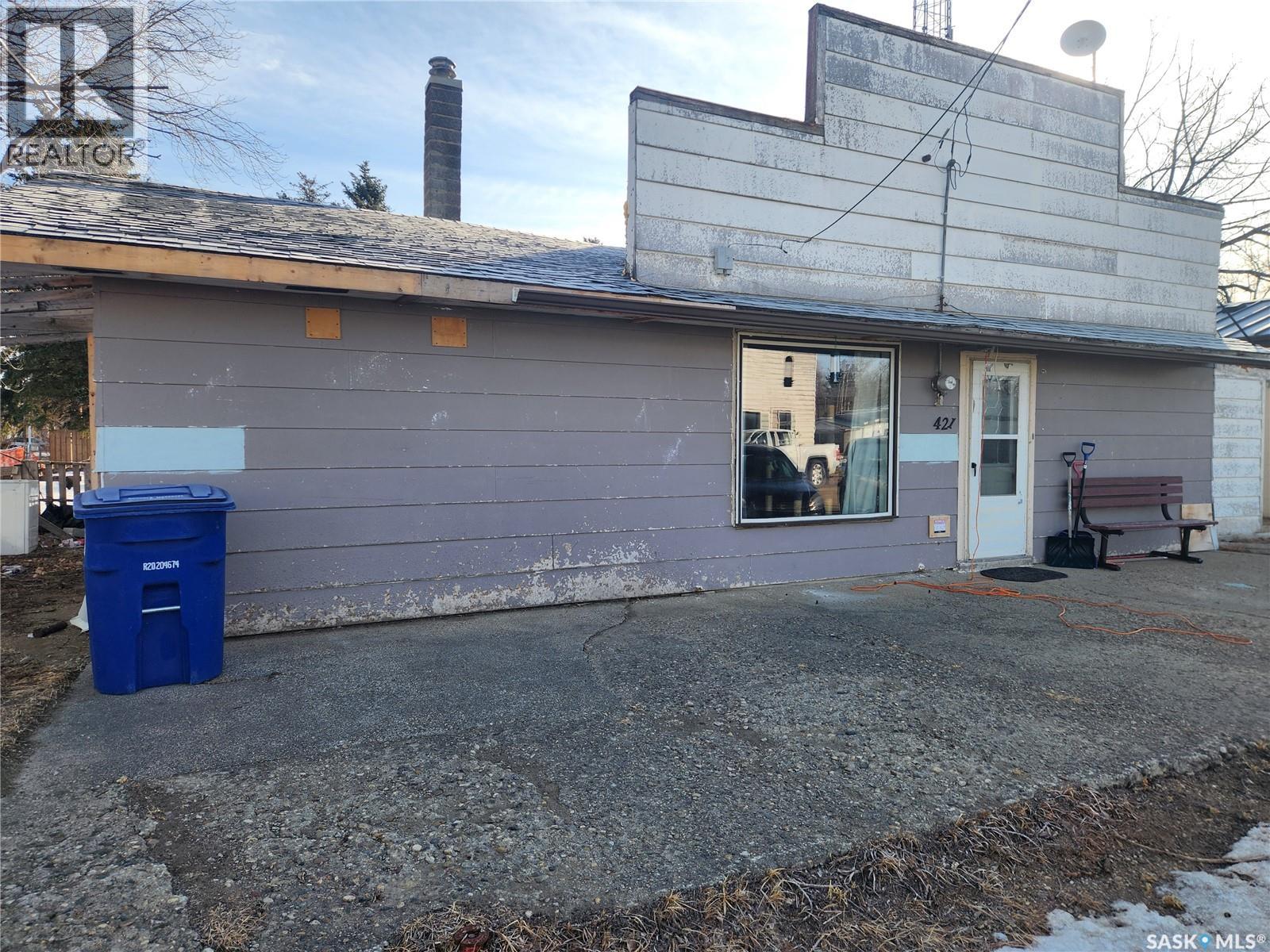 421 4th STREET, Chaplin, Saskatchewan