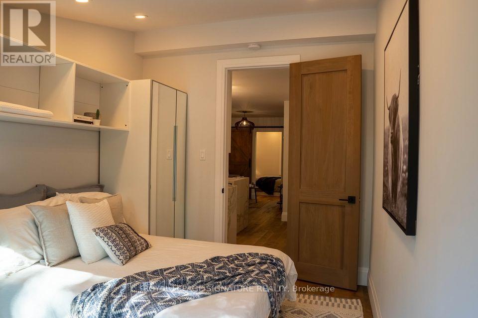 2nd Floor - 166 Oakmount Road, Toronto, Ontario  M6P 2M9 - Photo 14 - W12791734