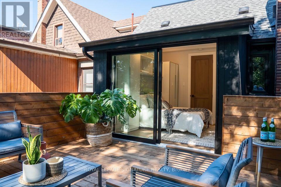 2nd Floor - 166 Oakmount Road, Toronto, Ontario  M6P 2M9 - Photo 15 - W12791734