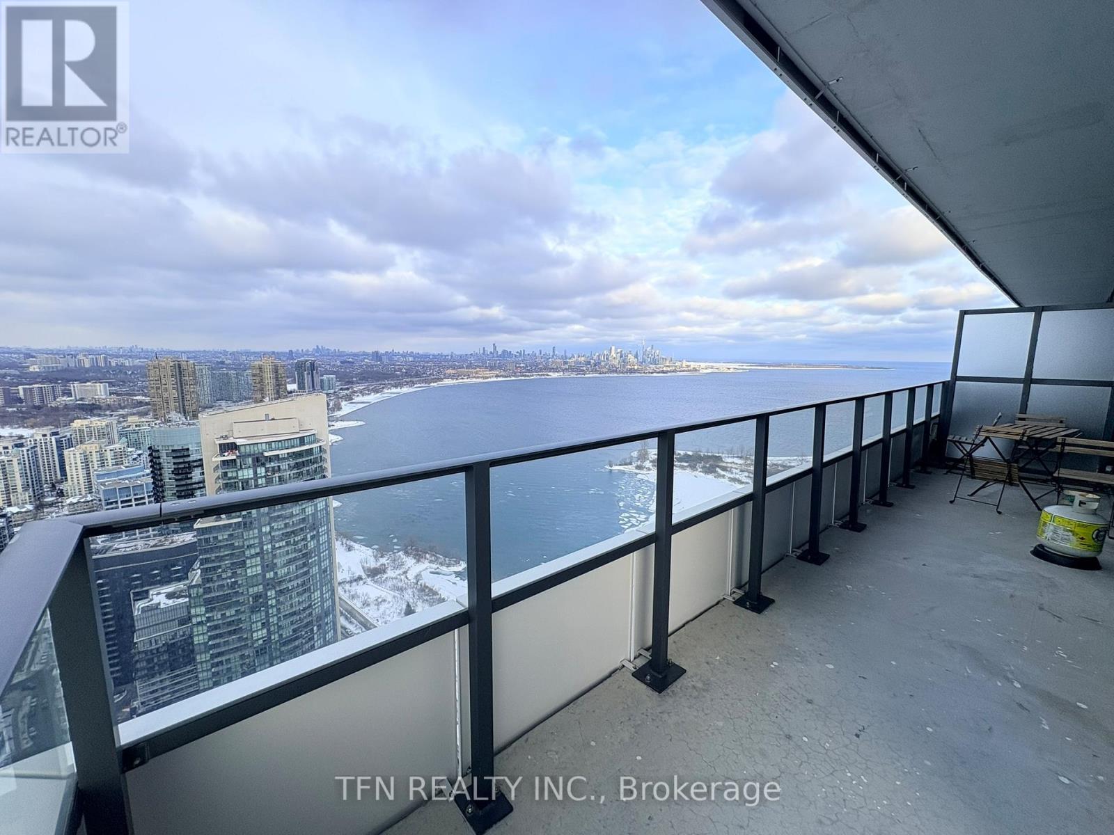 4703 - 20 Shore Breeze Drive, Toronto, Ontario  M8V 0C7 - Photo 11 - W12791738