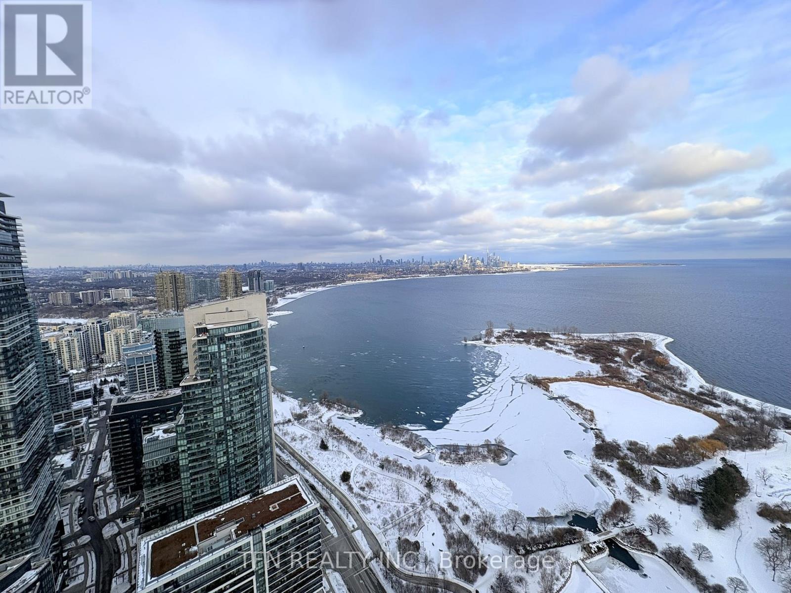 4703 - 20 Shore Breeze Drive, Toronto, Ontario  M8V 0C7 - Photo 12 - W12791738