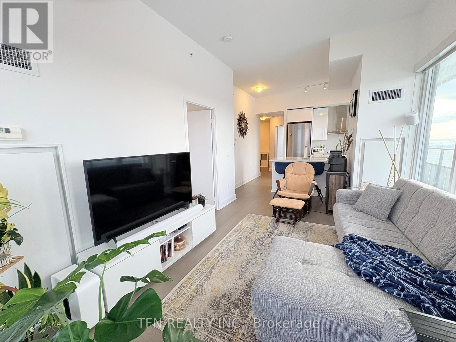 4703 - 20 Shore Breeze Drive, Toronto, Ontario  M8V 0C7 - Photo 6 - W12791738